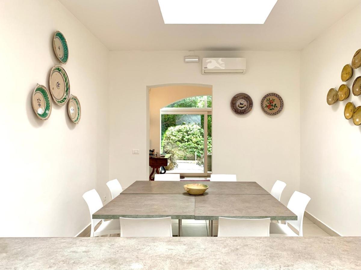 Temenos Villa By Ortigiaapartments Syracuse Luaran gambar