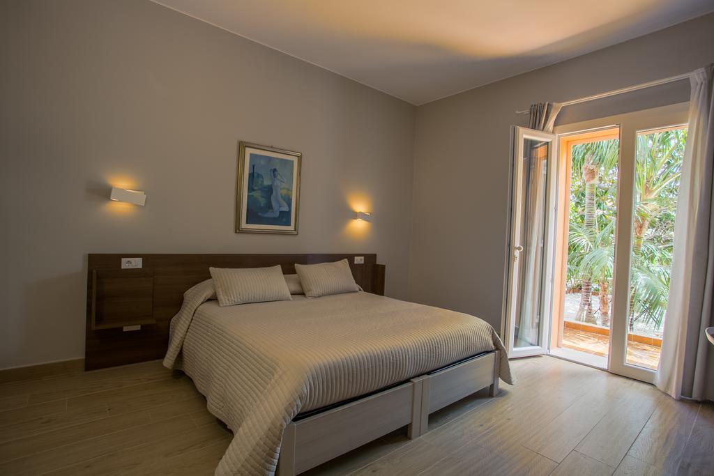 Temenos Villa By Ortigiaapartments Syracuse Luaran gambar